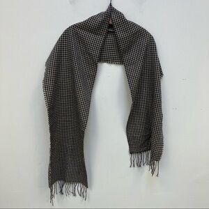 Woven Houndstooth Scarf